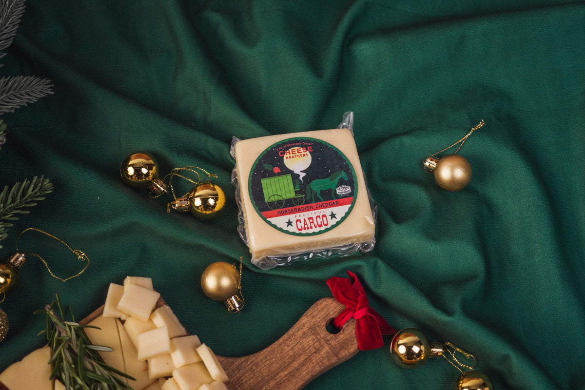 Deluxe Holiday Cheese & Charcuterie Gift Box